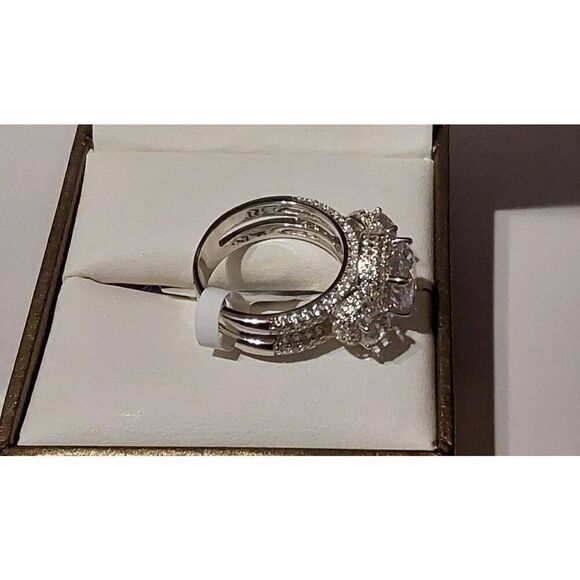 Gorgeous 9.4 Ct. Genuine Diamond Simulant Three Stone Halo Pave Wedding Ring #8 - Picture 4 of 10